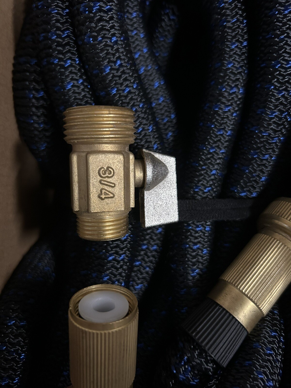 1/2″ Male NPT Pipe to 3/4″ Male Garden Hose End GHT Adapter with shut off valve