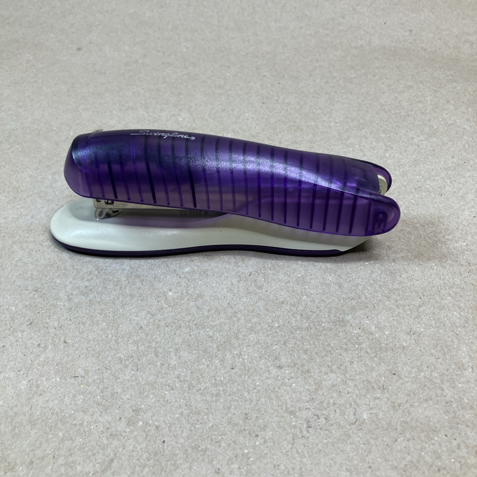 Vtg / SWINGLINE / Y2K / Translucent Purple / Stapler / OFFICE SUPPLIES / STAPLES