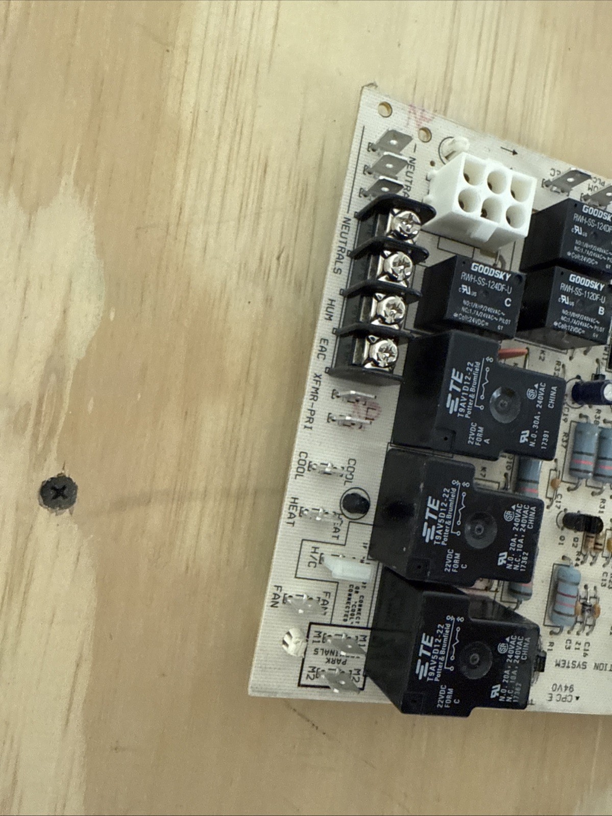 Rheem Ruud 1012-920 62-24084-02 Furnace Control Circuit Board B1