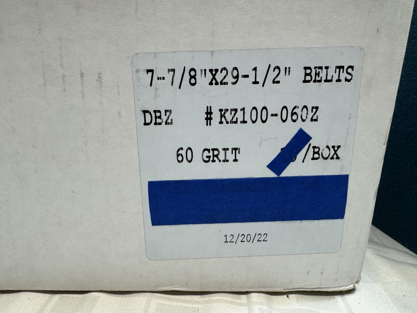 Diamondback Abrasives Cloth 7 7/8 X 29 1/2 Sanding Belts 60 Grit – Open Box (7)