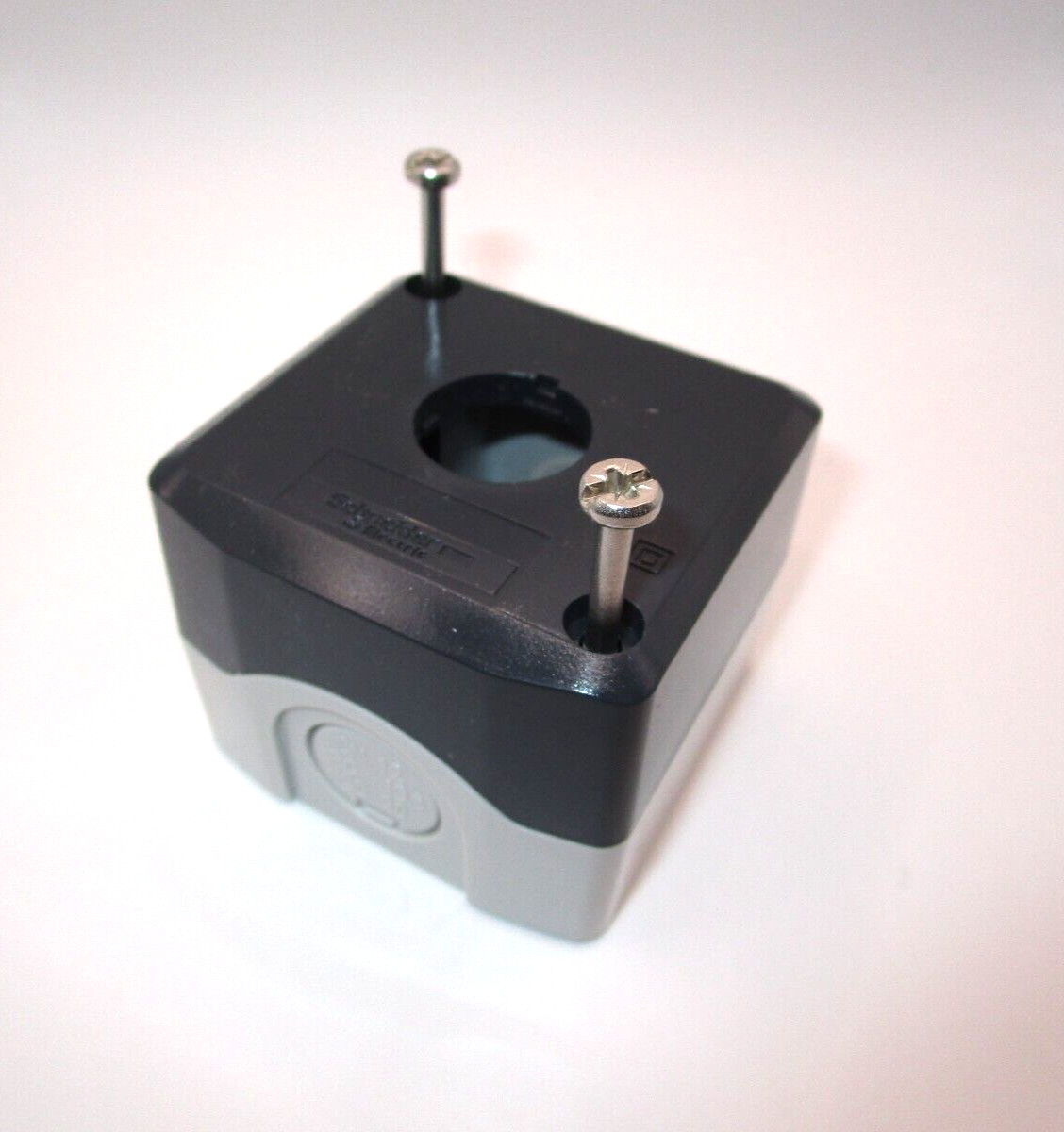 XALD01 Original SCHNEIDER Empty control station Harmony for 22mm Fast Shipping