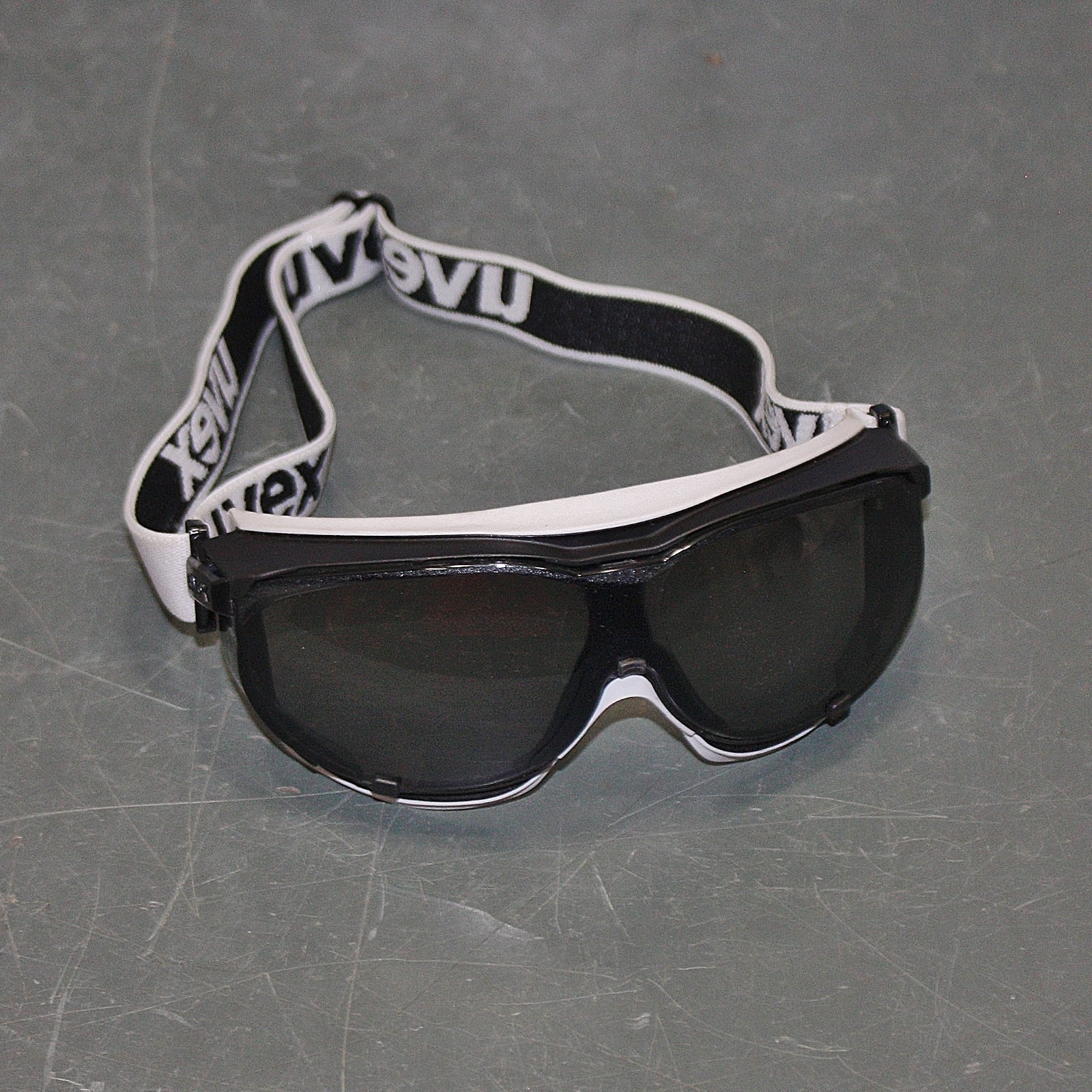 (10) Uvex Safety Goggles S1651DF, Anti-Fog, Non-Vented, Elastic, Polycarbonate