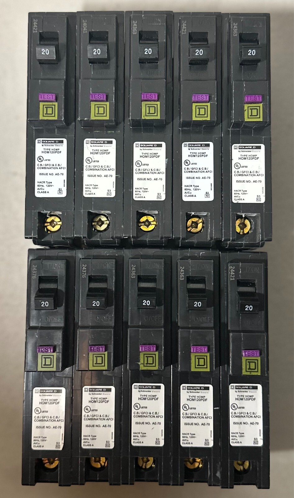 10 PCS Square D HOM120PDF 120V 20A Single-Pole Circuit Breaker