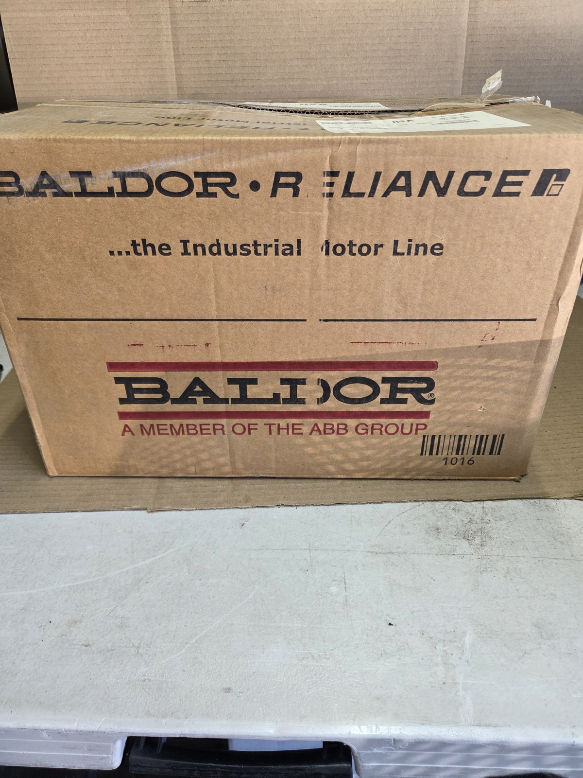 Baldor Super E 3 HP Electric Motor 3-Phase VEM3611T NEW