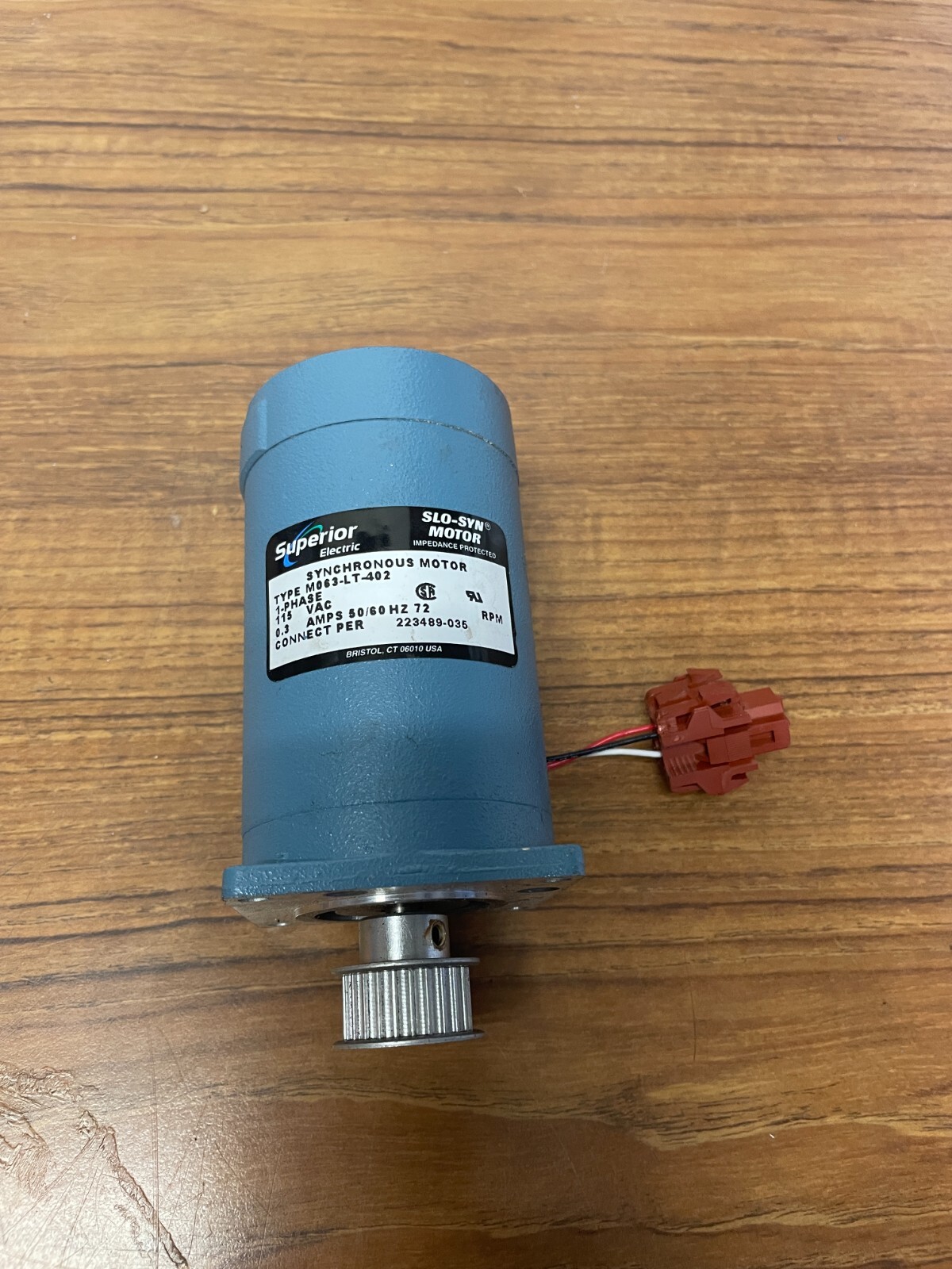 Superior Electric SLO-SYN Synchronous Stepping Motor Type M063-LT-402 *
