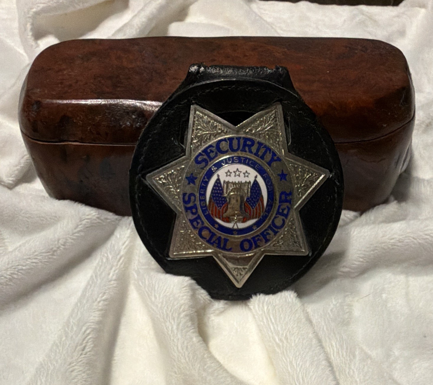 Security Special Officer 7-Point Star Badge w/ Black Leather Holder Clip