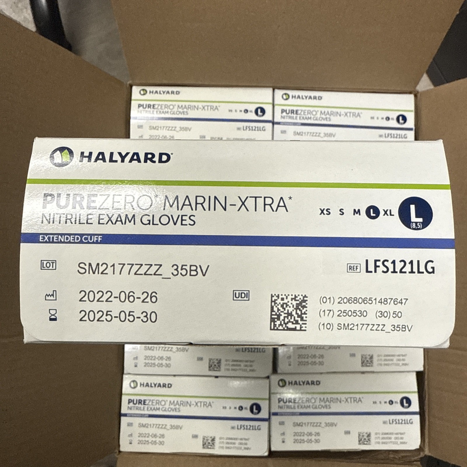 Halyard PureZero Nitrile Gloves LFS121LG Size: Large Case Of 10 Boxes (50 each)