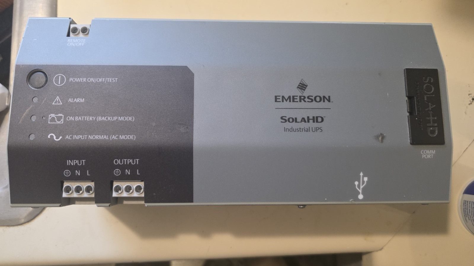 Emerson SolaHD SDU500B UPS 120V 500VA Panel Mount Hardwired Remote On/Off