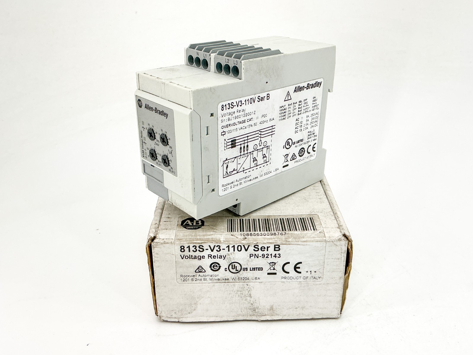 New Allen Bradley 813S-V3-110V Voltage Relay 3PH 110-115V 8VA Ser.B