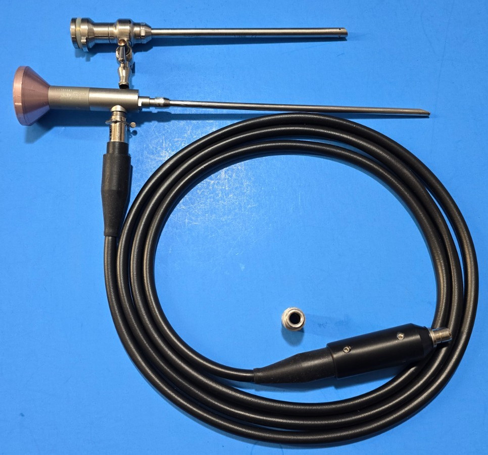 Stryker Arthroscope 4.0mm x 70* x17cm Speed Lock W- Sheath & Fiber Optic Cable