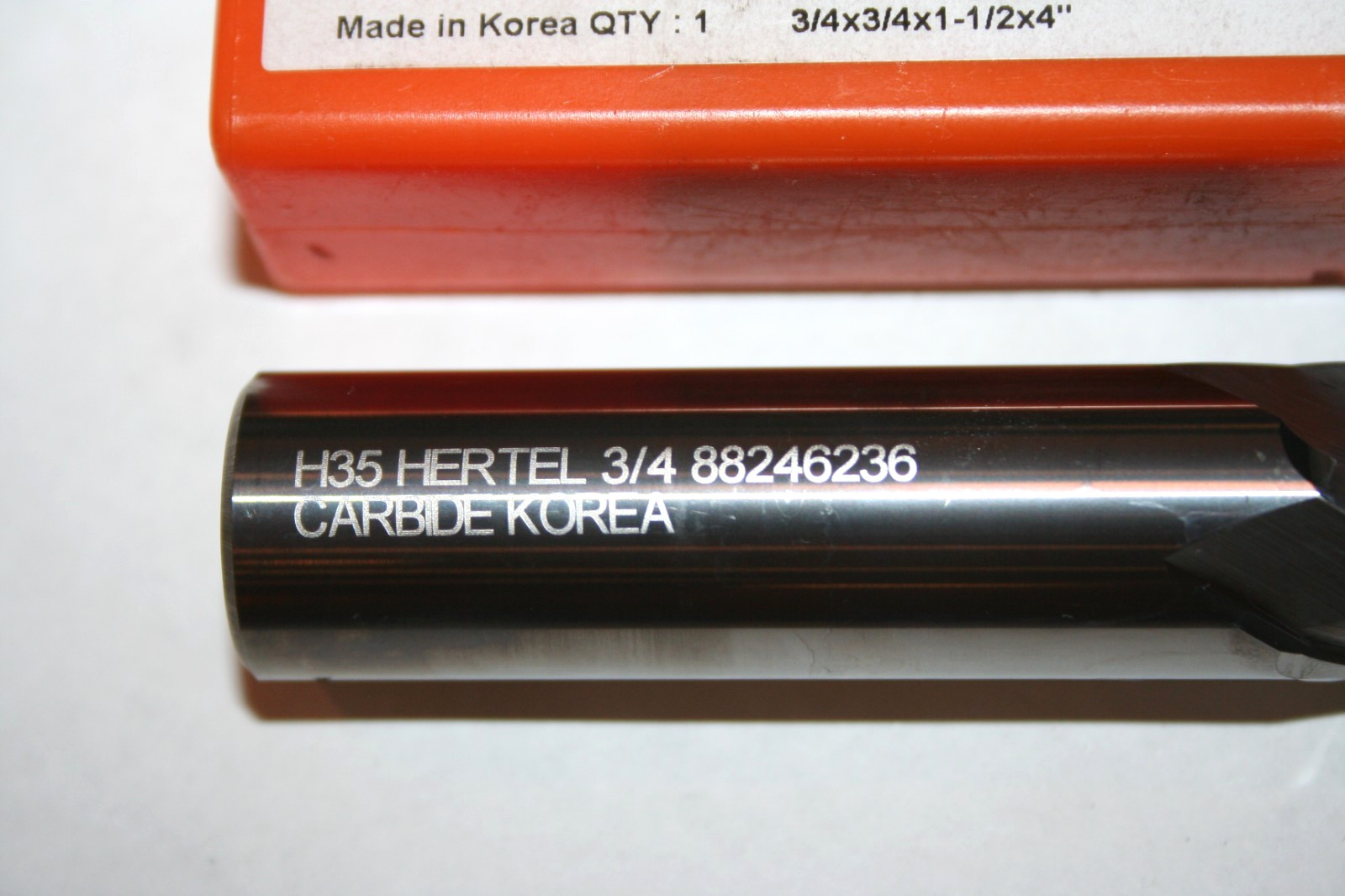HERTEL 88246236 4-Flute Solid Carbide Square End Mill 3/4X3/4X1-1/2X4″ * NEW *