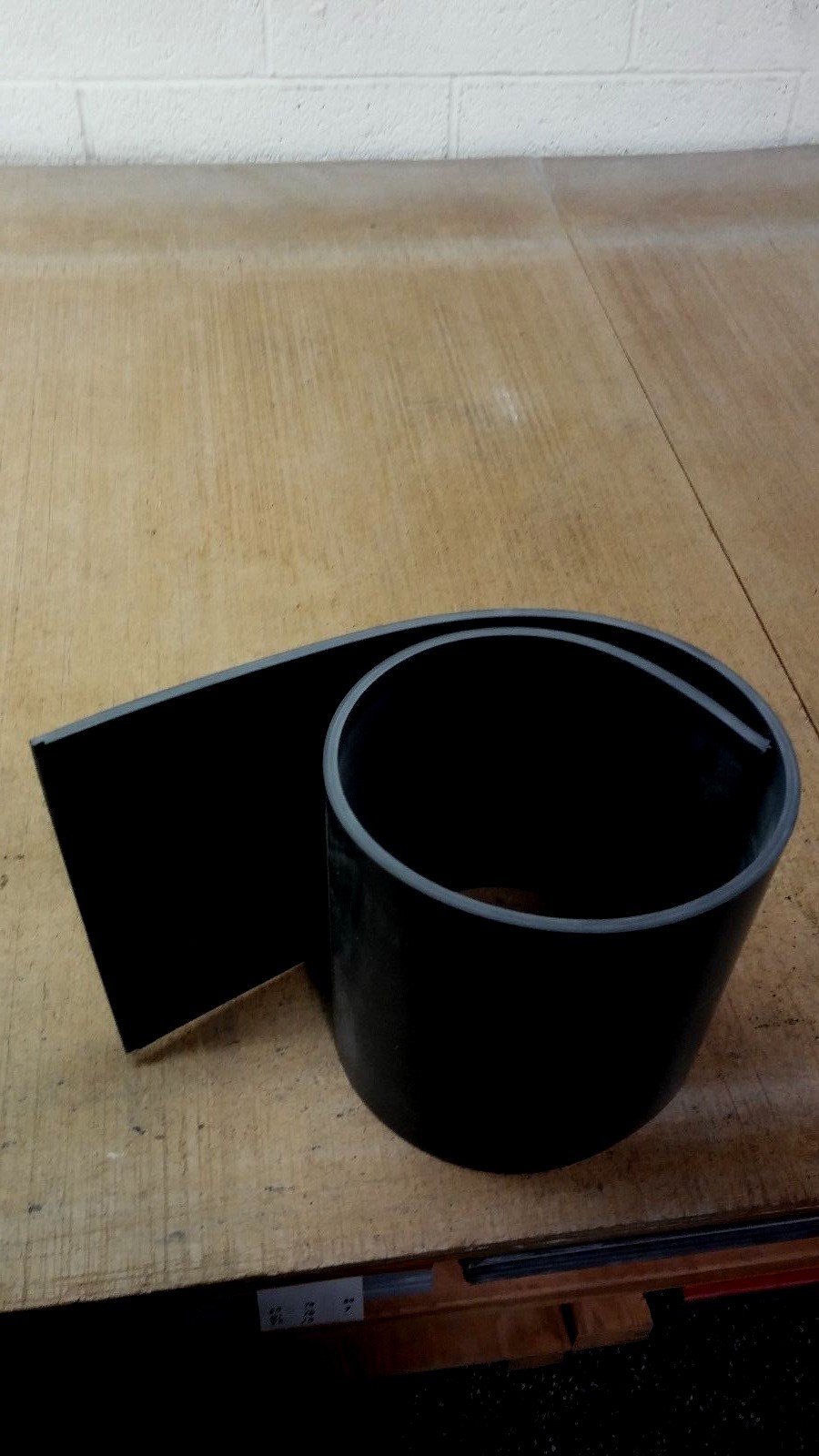 Neoprene Rubber Sheet Solid 3/8″ Thick x 4″ W x 12″ L Rect Pad 60 Duro Std Flex