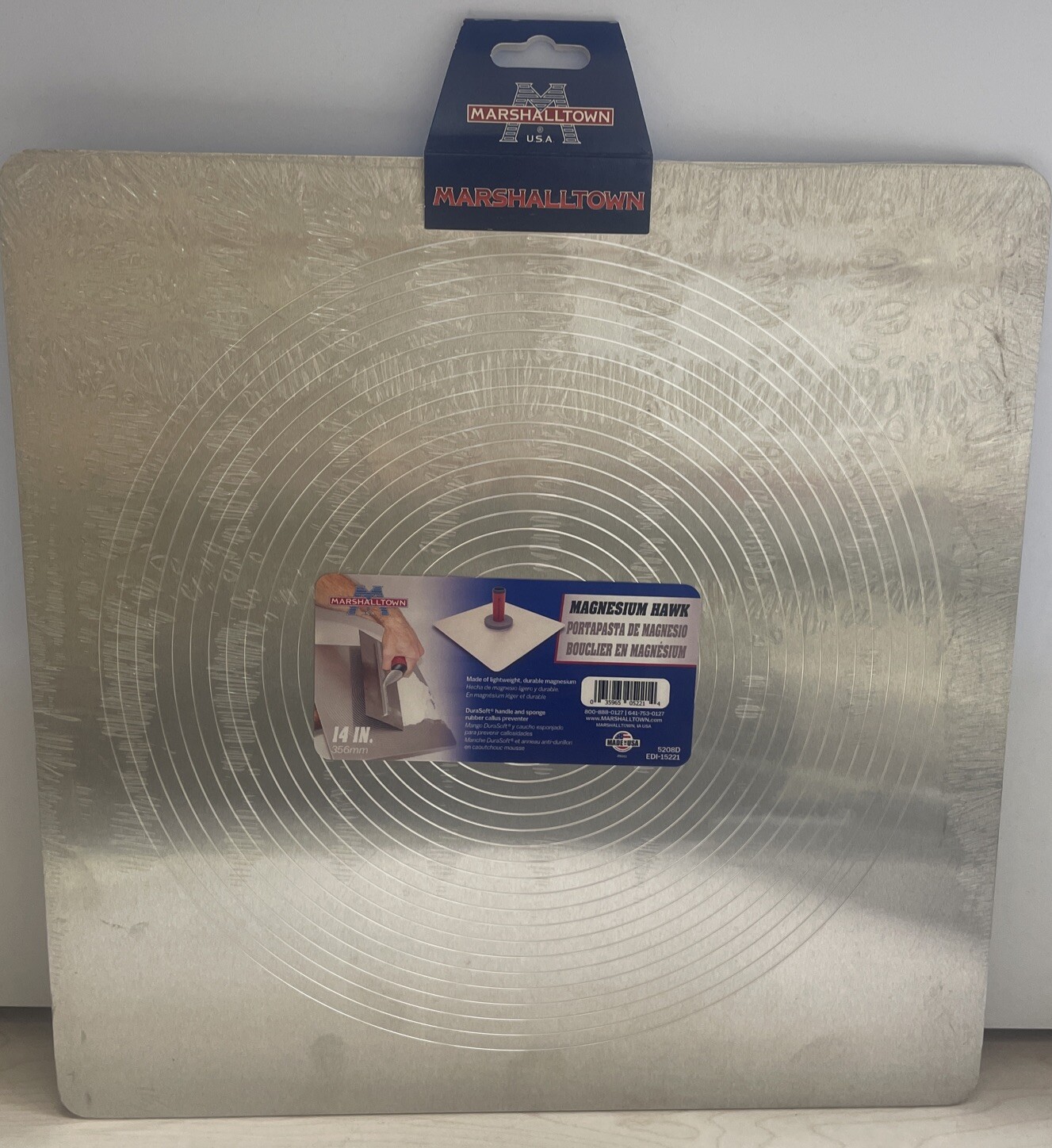 Marshalltown 14 In. X 14 In. Magnesium Hawk Durasoft Handle