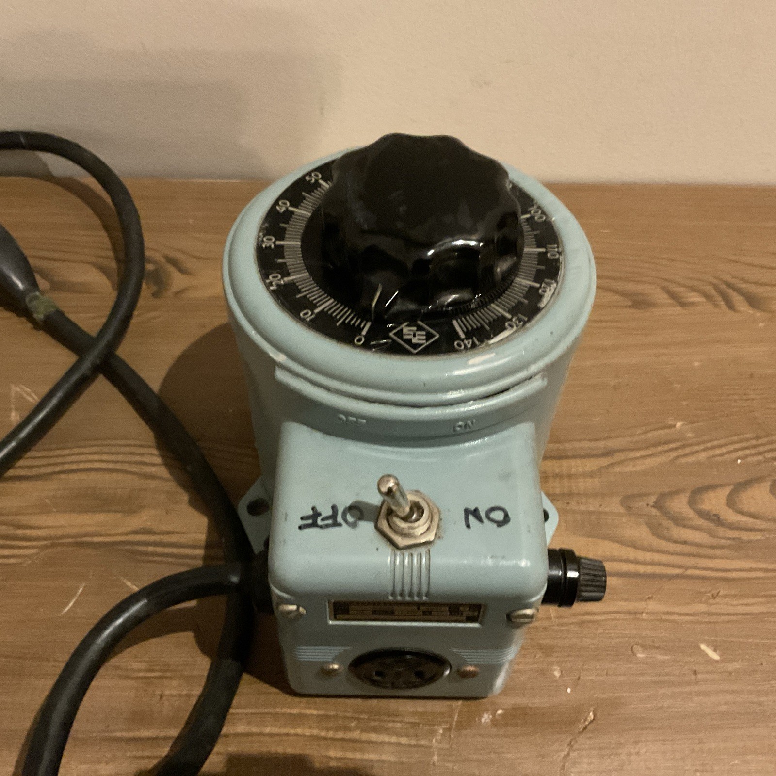 Powerstat 3PN116B Superior Electric Variable Autotransformer 140V AC-Works-Read