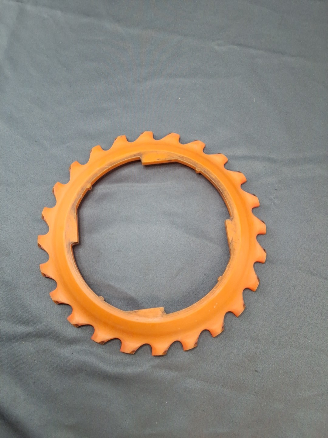 1 John Deere JD Planter Lustran Seed Plate B1-24XX