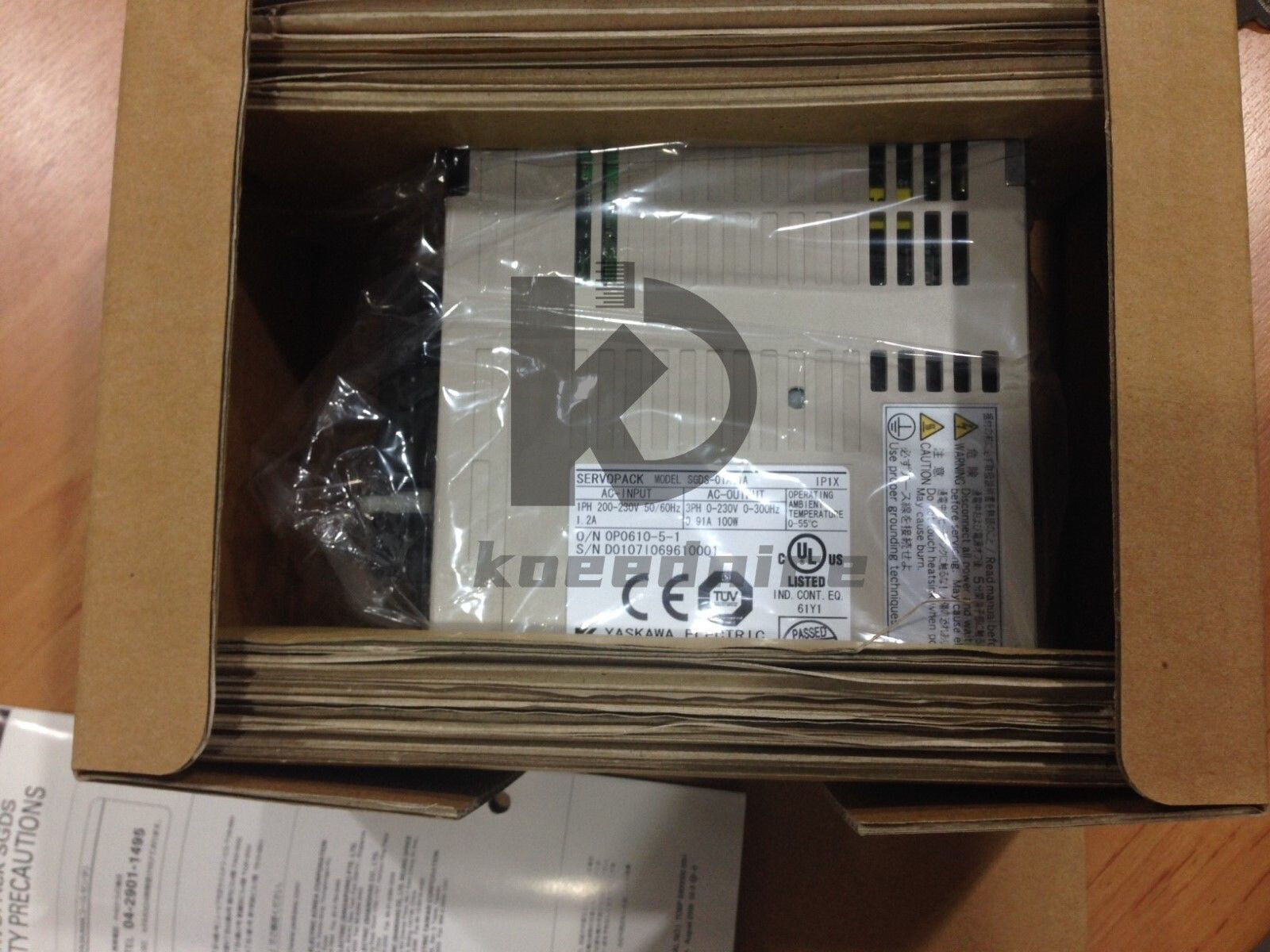 1PCS New YASKAWA AC SERVO DRIVER SGDS-01A01A SGDS01A01A