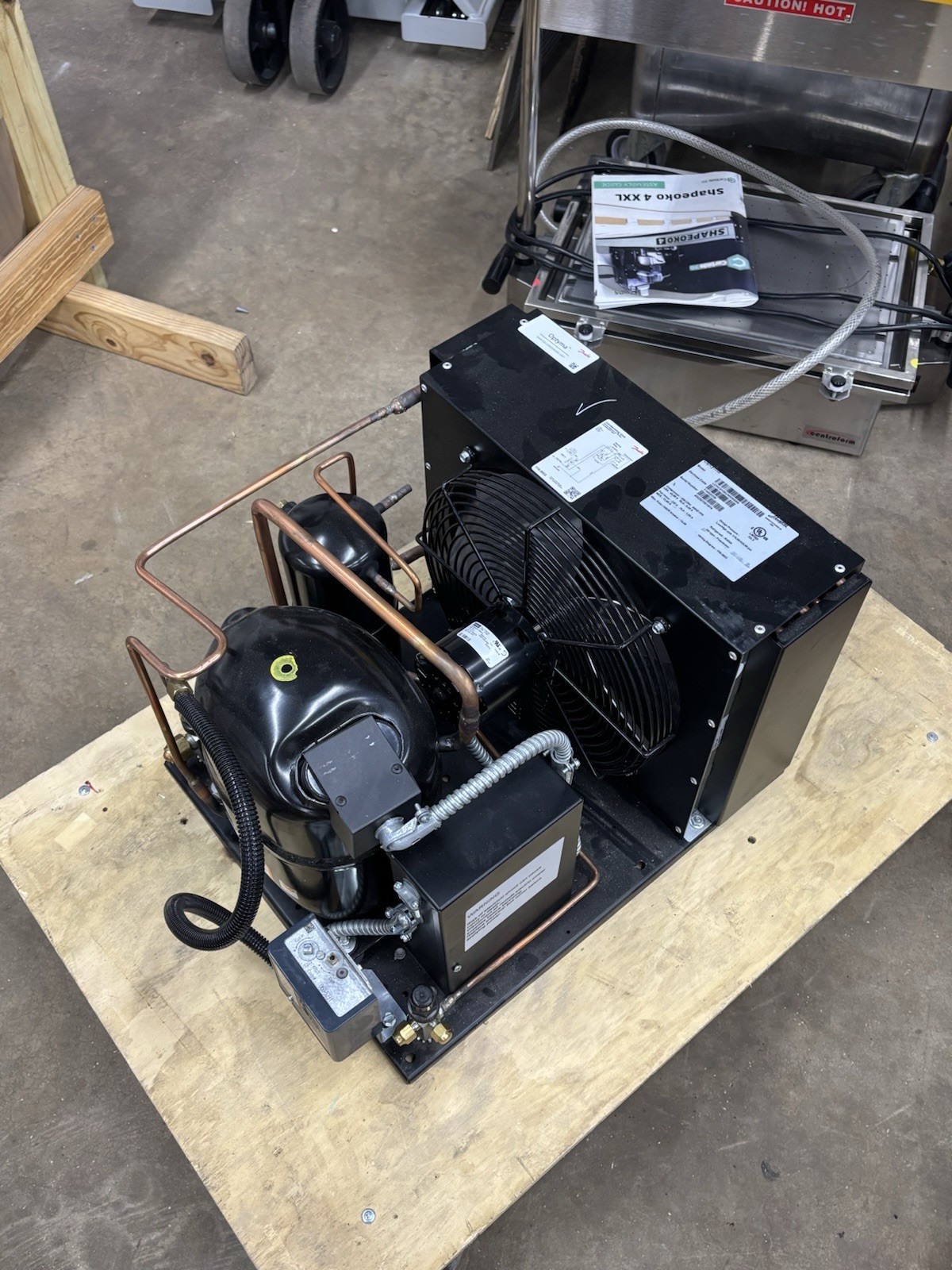 Danfoss Optyma Hermetic Condensing Unit R-404A 208-230V 1PH Black